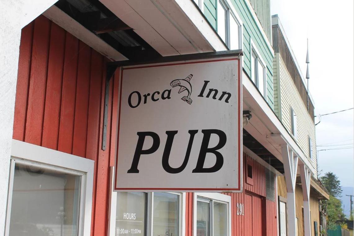 Orca Inn Alert Bay Exteriör bild